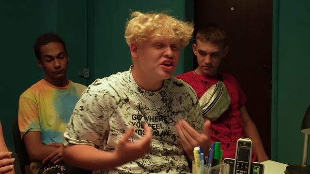 АМИНА ПОПАЛА В БОЛЬНИЦУ😱 СПАЛИЛИ ШКОЛУ 🤯ПОПАЛИСЬ ПОЛИЦИИ В КАМПУСЕ смотреть онлайн