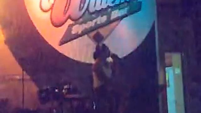 its jeffrey hidalgo live in dapitan city.... смотреть онлайн