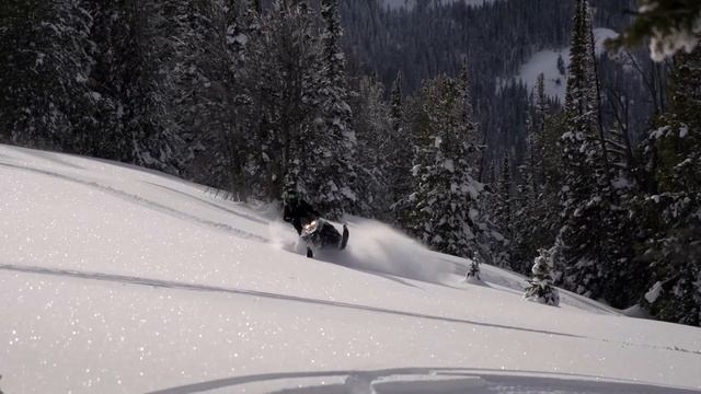 2016 Yamaha Mountain Line смотреть онлайн