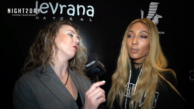 Mary Senn  / NIGHT2DAY.ru