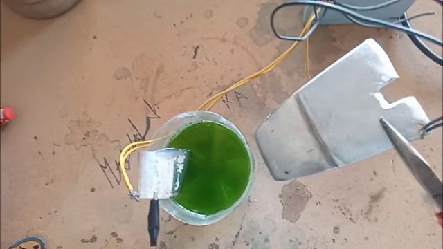 HOW TO MAKE NICKEL SOLUTION URDU HINDI FIRST TIME ON YOUTUBE Nickel chrome kese hota he смотреть онлайн