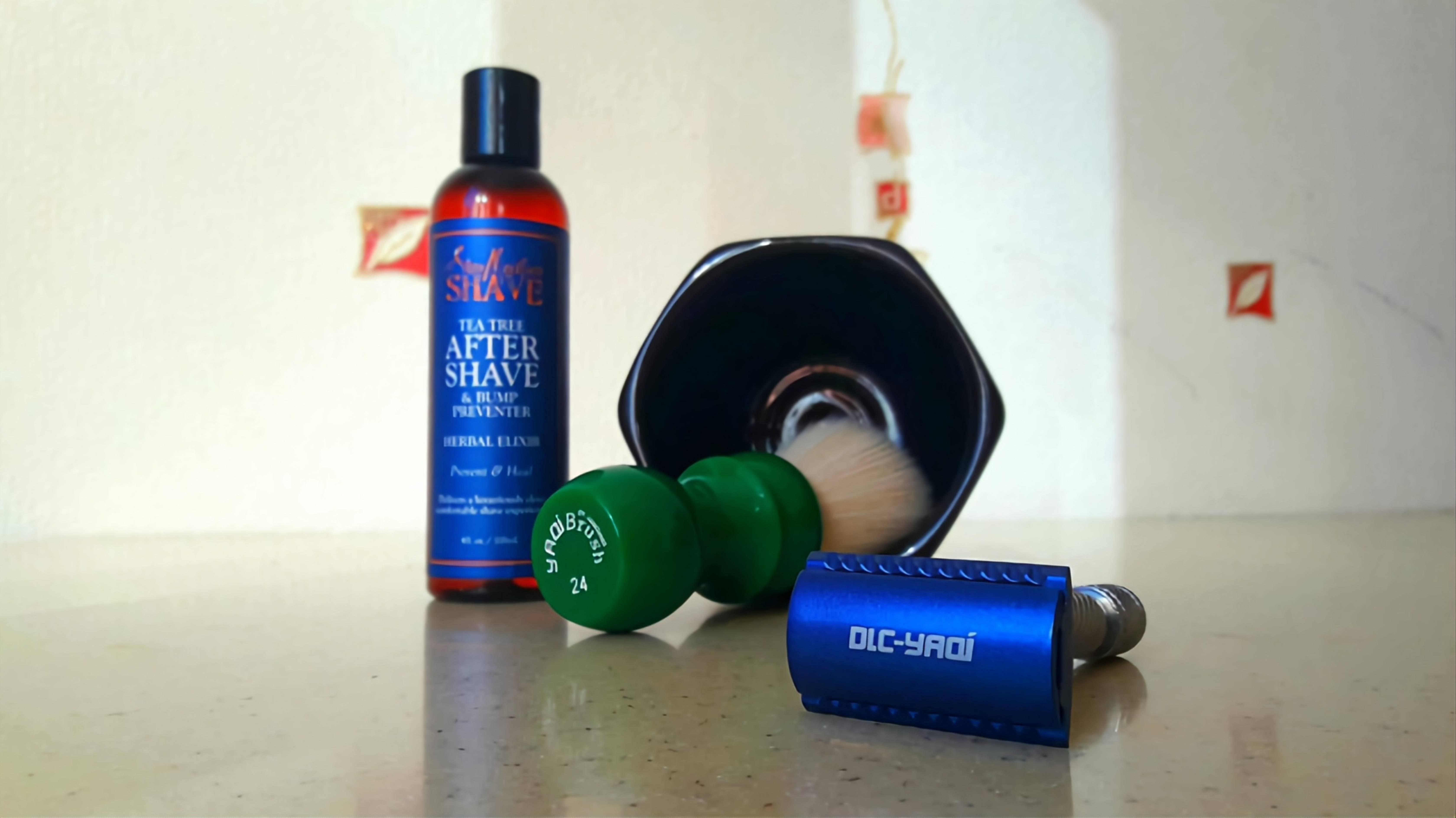 Бритье. Станок Yaqi, Palmolive cream, Yaqi brush, SQUADRO, PolSilver, Shea Moisture herbal elixir. смотреть онлайн