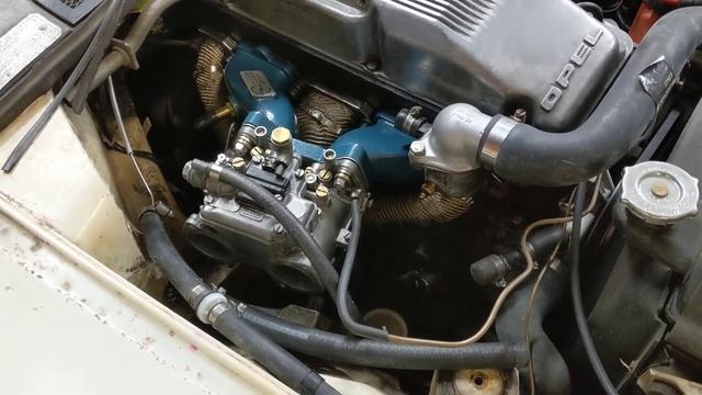 Dellorto DHLA Side Draft Carburetor in an Opel GT смотреть онлайн