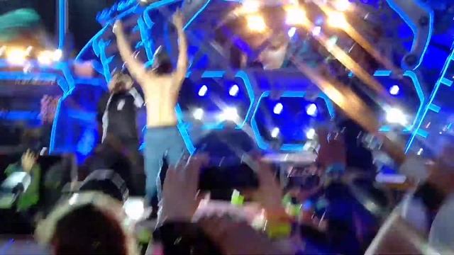 Steve aoki кидает торты на alfa future people 2018 смотреть онлайн