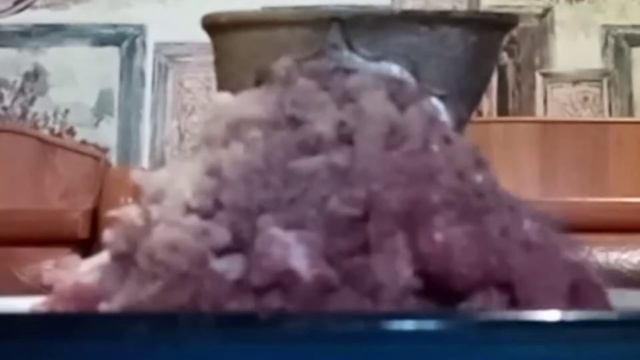 Нет ничего вкуснее домашних котлет. смотреть онлайн