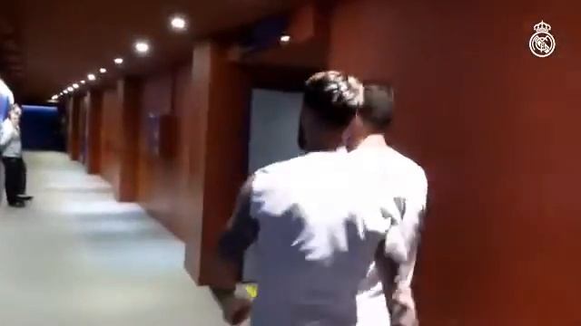 Раздевалке после матча с барсой 1-2 смотреть онлайн