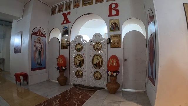 Дорогие братья и сестры! Божественная служба храм Святой Троицы смотреть онлайн