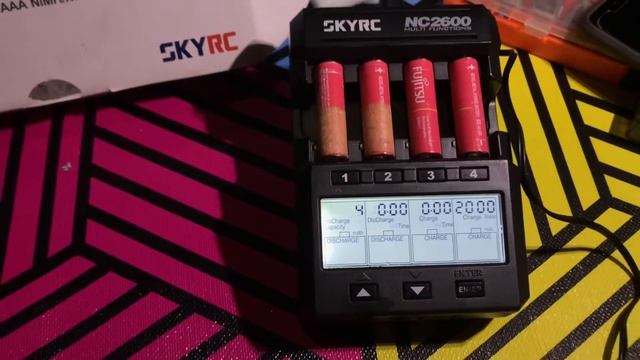 Skyrc NC2600 charger pintar Tamiya Mini 4wd #skyrc #skyrcNC2600 #Tamiyamini4wd смотреть онлайн