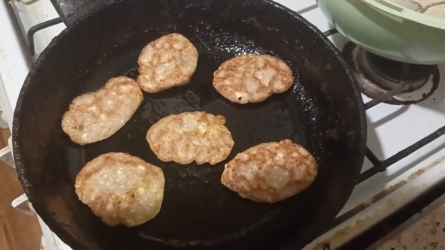 2 Марта ночь и Пикник под лепешки смотреть онлайн