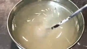 Стол из камней и эпоксидной смолы