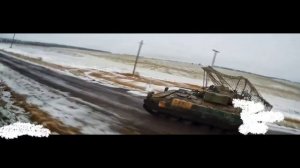 Дрон на ходу поразил БМП «Бредли «