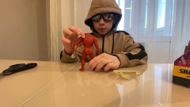 Обзор на игрушки по фильму Годзилла и Конг: Новая империя, Godzilla X Kong: The New Empire Scar Kin