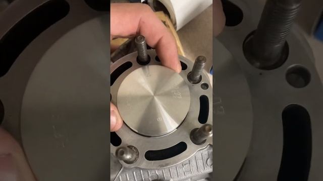 Cr125 piston fitting смотреть онлайн