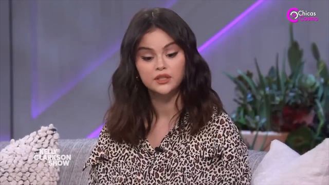 REVELAN COMO SURGIO LA RELACION ENTRE SELENA GOMEZ Y BENNY BLANCO смотреть онлайн