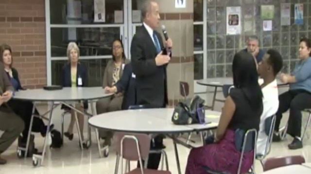 Mike Miles says he took a pay cut to come to Dallas ISD смотреть онлайн