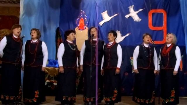 Ансамбль ''Ластівка'' - Земля важка смотреть онлайн