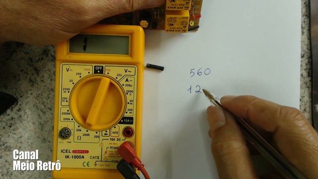 Testando componentes na placa - Eletrônica Básica - Vídeo 01 смотреть онлайн