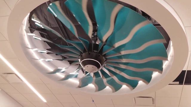 Largest jet engine ceiling fan 113 dia смотреть онлайн