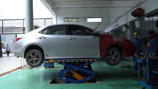 Toyota Faisalabad Motors Dealership video Tour смотреть онлайн