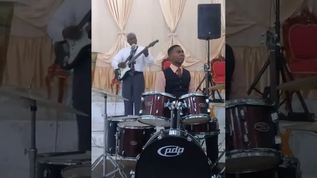 Es pecial pastor Ytalo Ángulo M.M.M ZN.6 NR.1 смотреть онлайн