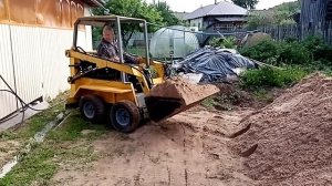 борт поворотный погрузчик в работе