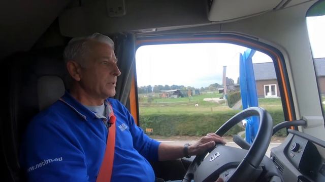 Veiligheid in het verkeer - Vrachtwagen - NEBIM Volvo Trucks - TV okt. 2019 - IZWEWW смотреть онлайн
