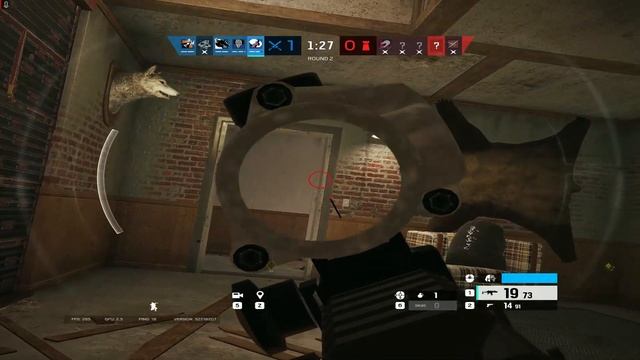 Siege, but your brother is a PRO смотреть онлайн