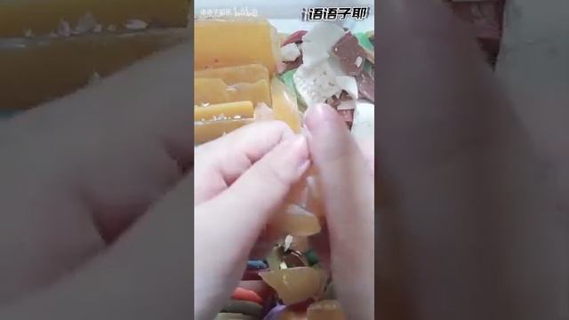 asmr soap plates/ breaking soap plates / satisfying video crunchy soap смотреть онлайн