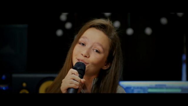 "Включите свет"- Леонид Агутин. Cover by Анастасия Иванова (11 лет) смотреть онлайн