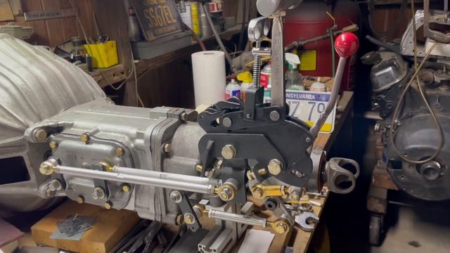 Mr Gasket V Gate shifter with 2 " shorter Stick смотреть онлайн