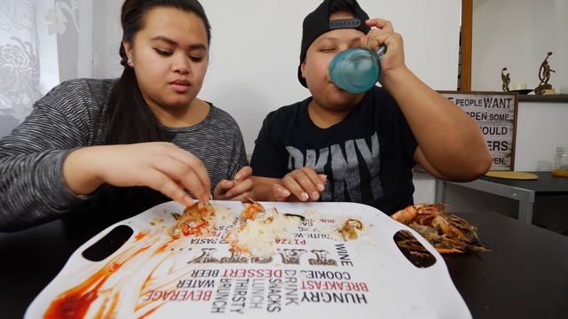 Vietnamese Salt and Pepper Mukbang смотреть онлайн