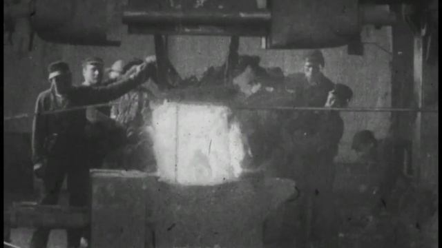 Steam Hammer, Westinghouse Works (1904 Original Black & White Film)