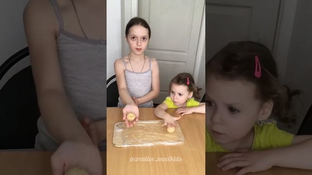 Самый простой рецепт десерта для детей. Кейк попсы из печенья 🤩 смотреть онлайн