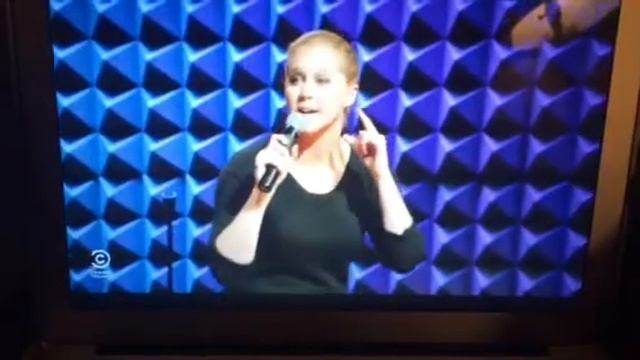 Amy Schumer explains смотреть онлайн