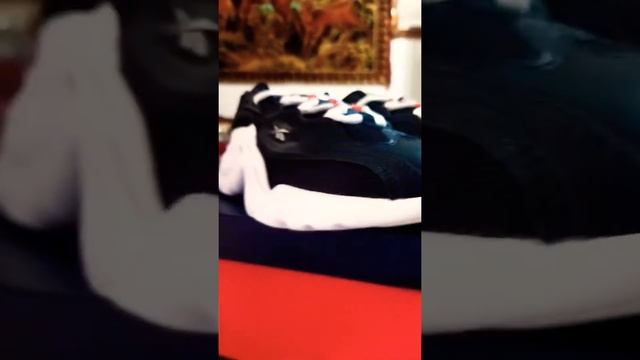 sepatu REEBOK ELECTRO 3D LT yang terinspirasi dari sepatu running 90'an bisa jadi pilihan kamu nih смотреть онлайн