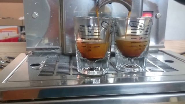 C.M.A. Astoria Compact CKXE смотреть онлайн