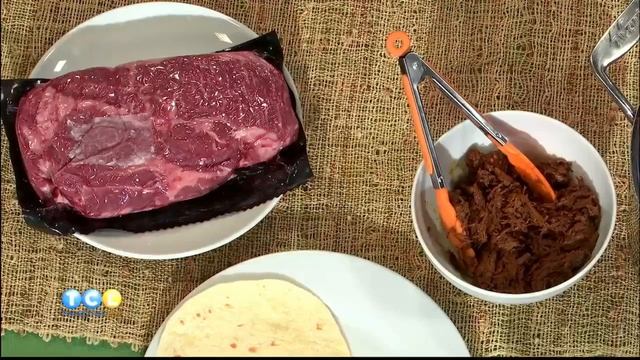 Fan Favorite Beef - Recipes to Impress at Your Next Gathering смотреть онлайн