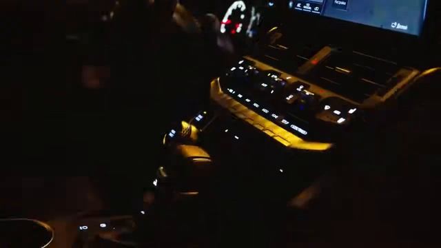 New 2022 Toyota Land Cruiser 300 - Off Road SUV interior & Exterior смотреть онлайн