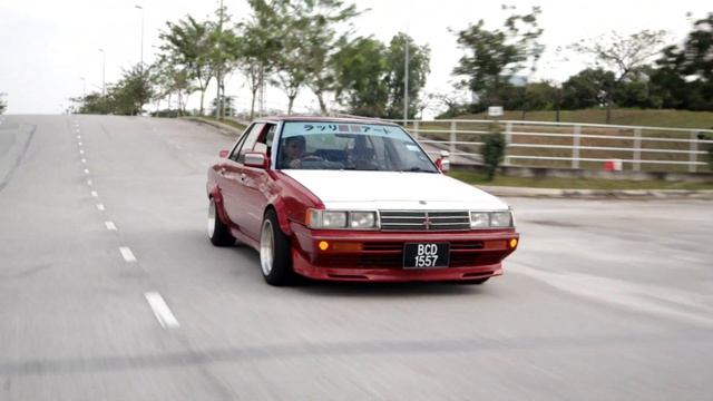 MITSUBISHI GALANT SUPER TOURING | KERETA BANGSAWAN 80-AN смотреть онлайн