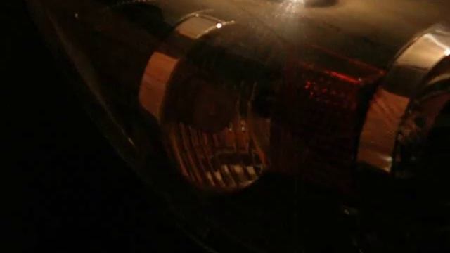 PY21W-EET = Светодиодная лампа указателей поворота смотреть онлайн