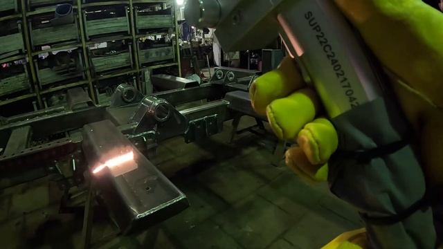 Работа лазерного станка чистки металла смотреть онлайн