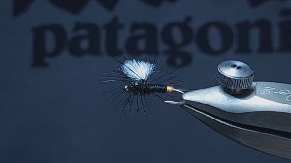 Fly tying a Dry Fly Black Paraсhut Orange Tag