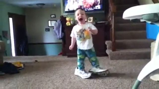 Walking in Daddy's shoes смотреть онлайн