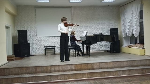 Г. Ф. Гендель. Соната № 2 (ll часть) (исполняет уч. 8 кл. Овчаренко Ольга) смотреть онлайн