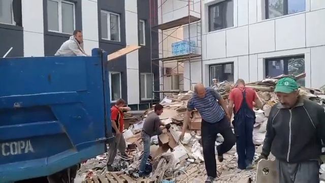 http://www.paritet-ua.kiev.ua ЧП"Паритет-Украина" Вывоз строительного мусора Киев 0965525151 смотреть онлайн