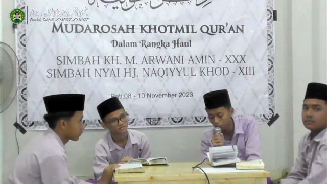 Mudarosah Haul K. H. M.Arwani Amin -XXX DAN Hj. Naqiyul Khod -XIII смотреть онлайн