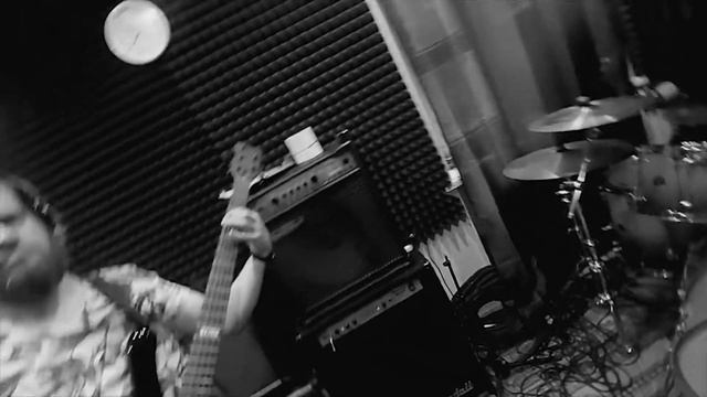 группалюдей - Февраль (studio live session) смотреть онлайн