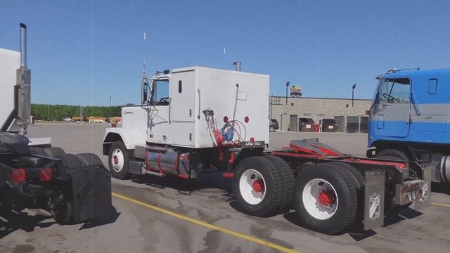 Truck World GMC "TRUCKSTOP TAKEOVER" Coffee Meeting of the Minds смотреть онлайн