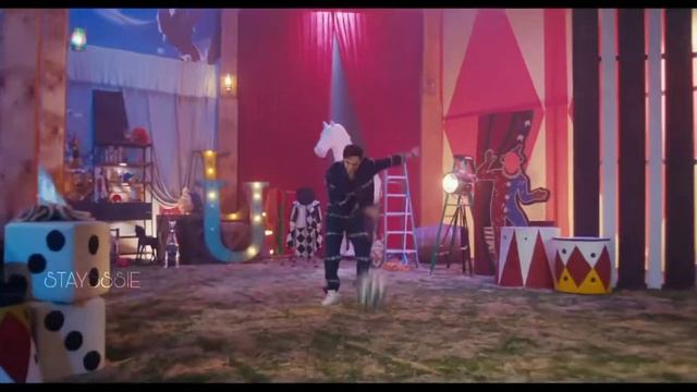 Stray Kids CIRCUS перевод [RUS SUB/рус саб]