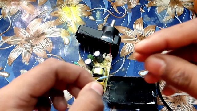 How to repair a 12 volt dishTV charger Adapter 12 वोल्ट एडाप्टर की मरम्मत смотреть онлайн